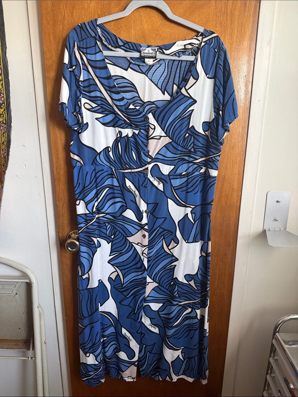 Manuhealii Blue and White Midi Dress